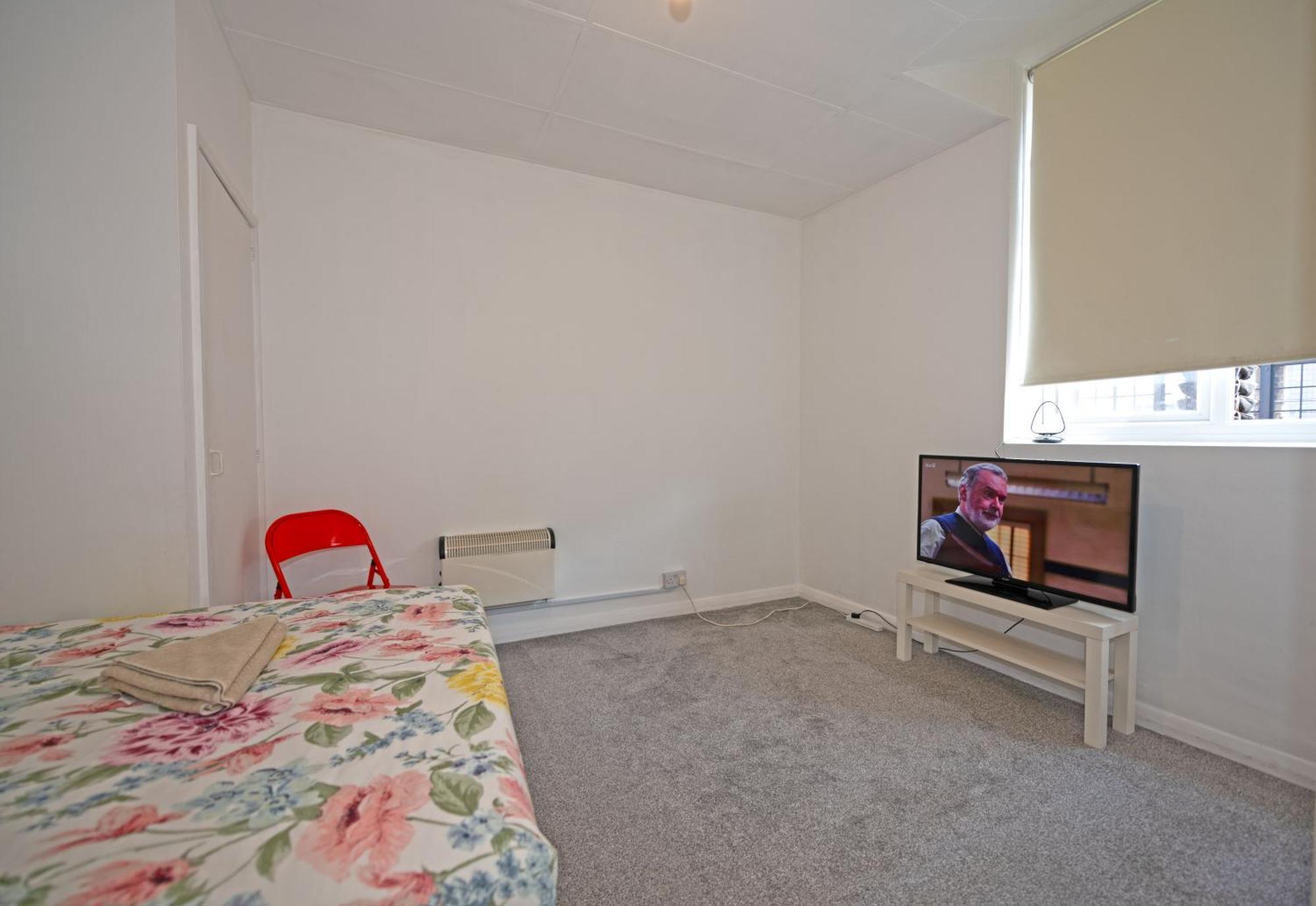 Flat In Clapham Budget Friendly Stay London Exterior photo